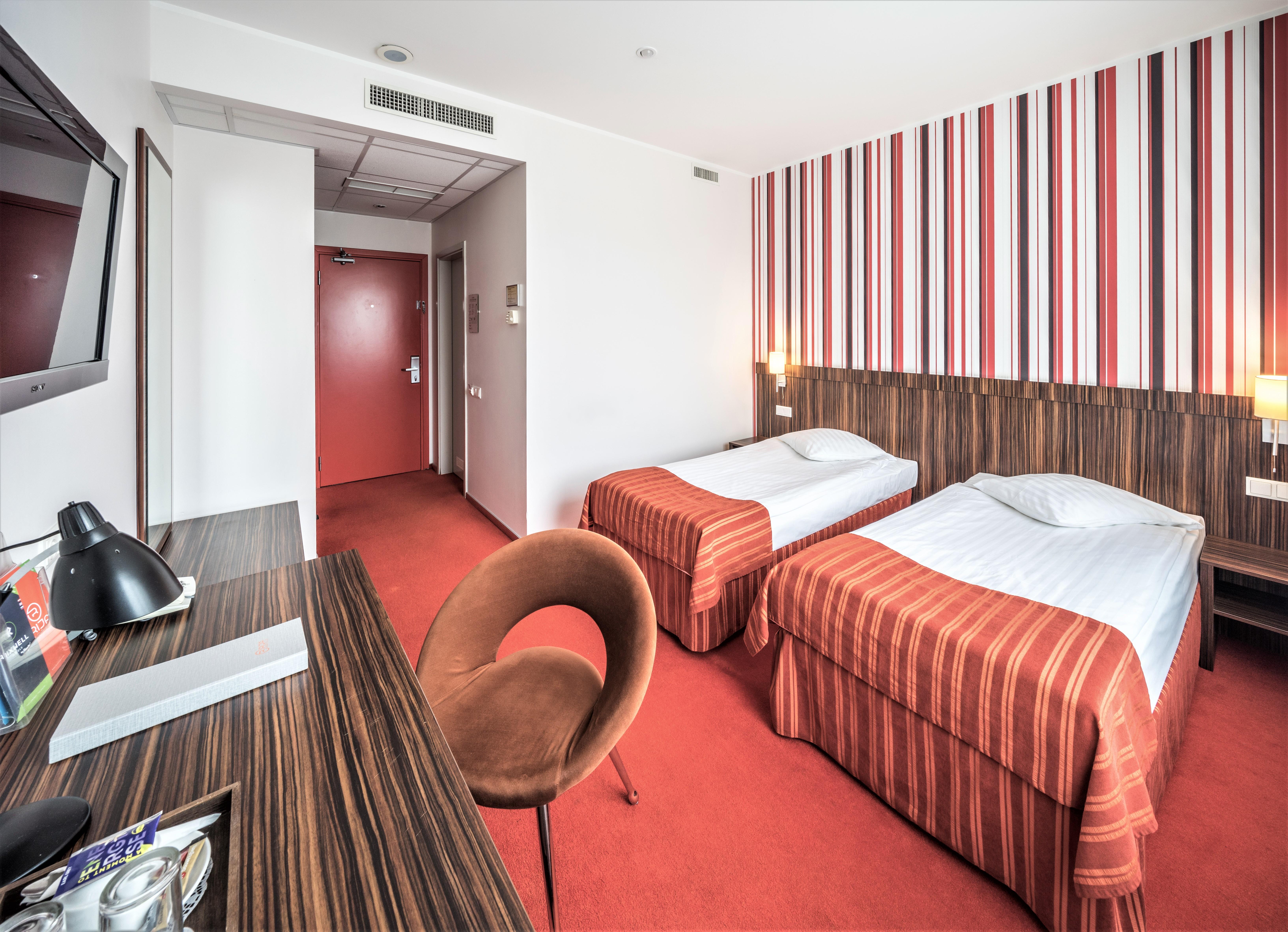 Rija Vef Hotel With Free Parking ريغا المظهر الخارجي الصورة