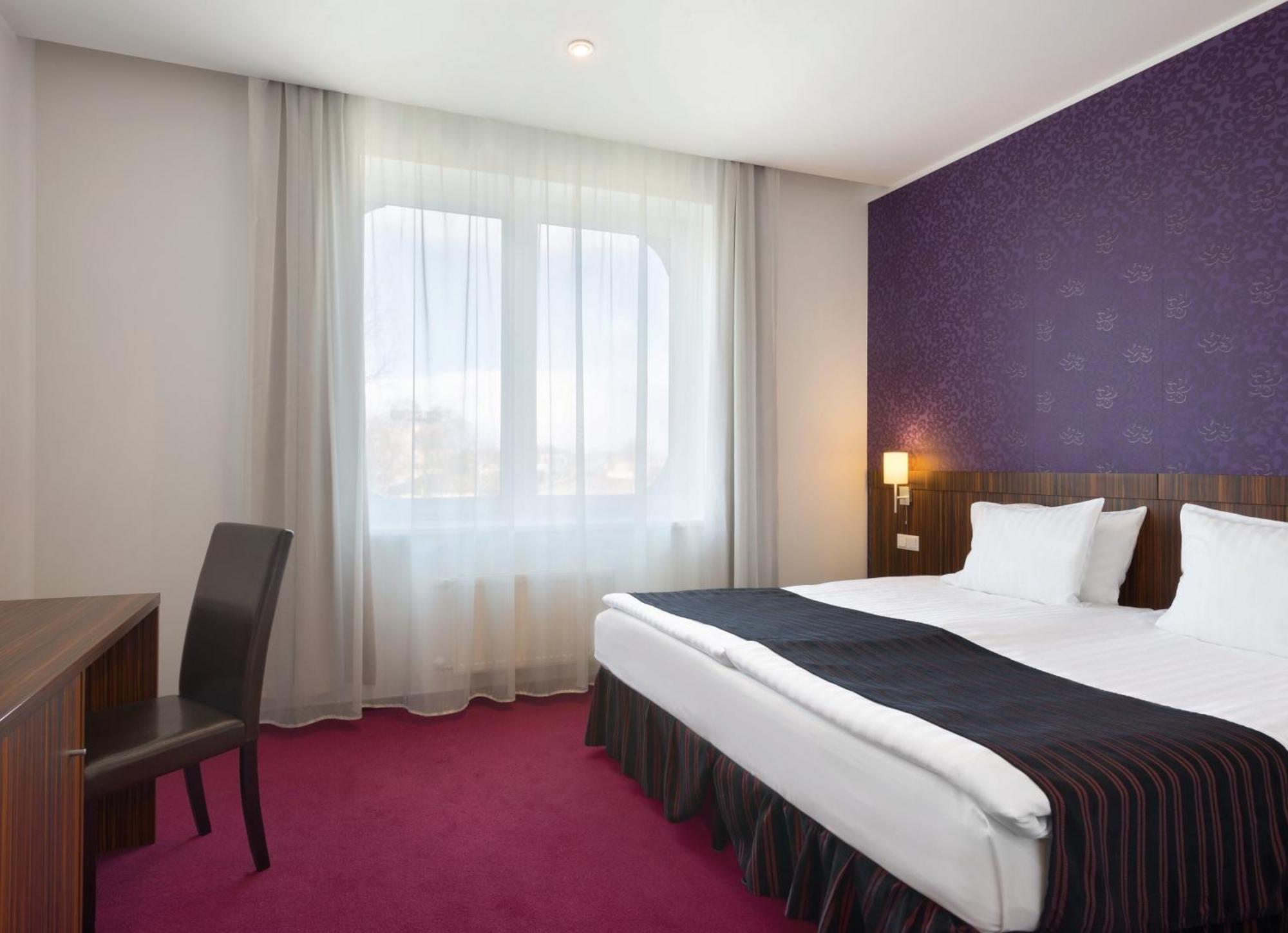 Rija Vef Hotel With Free Parking ريغا المظهر الخارجي الصورة