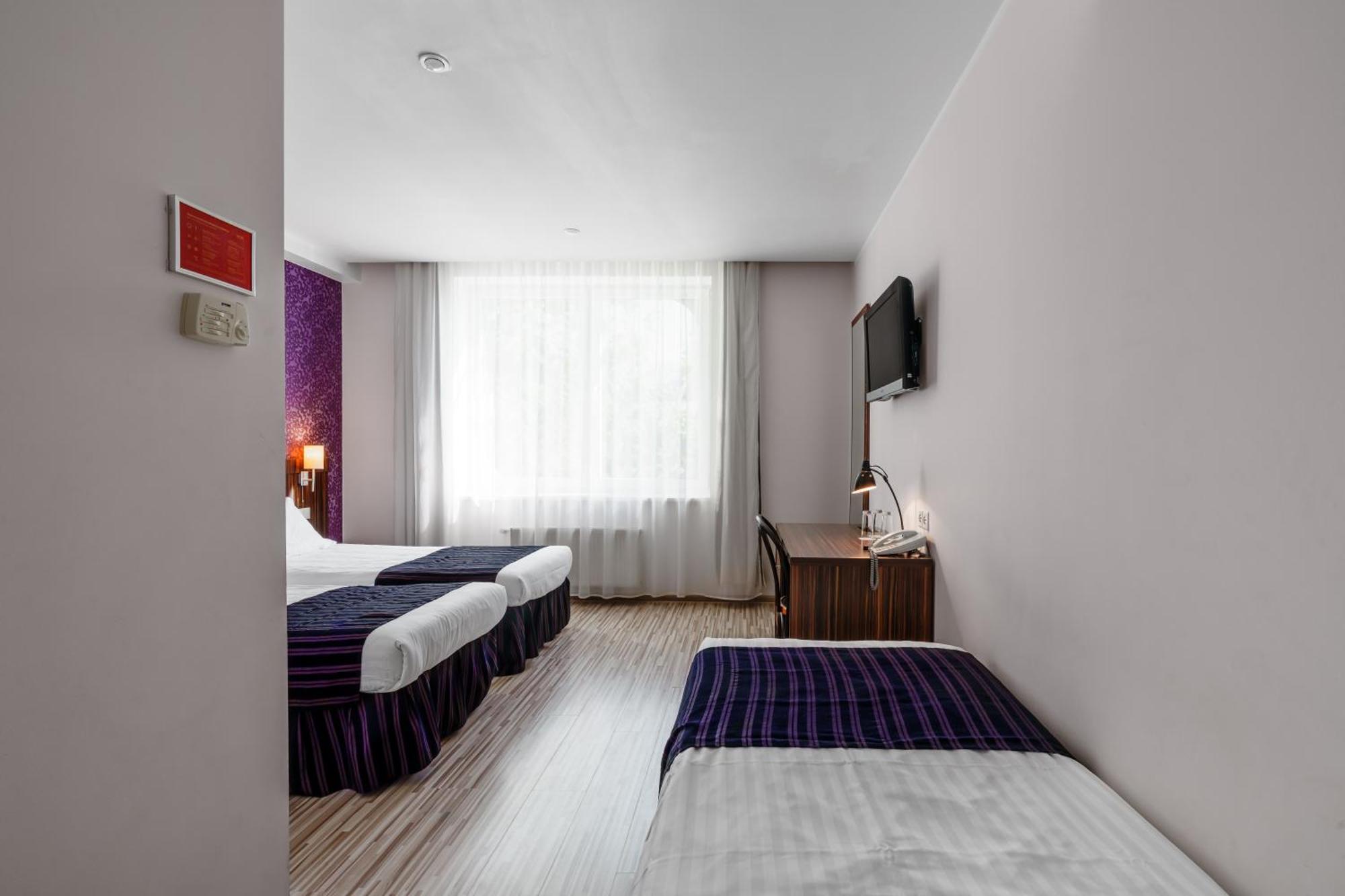 Rija Vef Hotel With Free Parking ريغا الغرفة الصورة